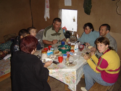 В домике...